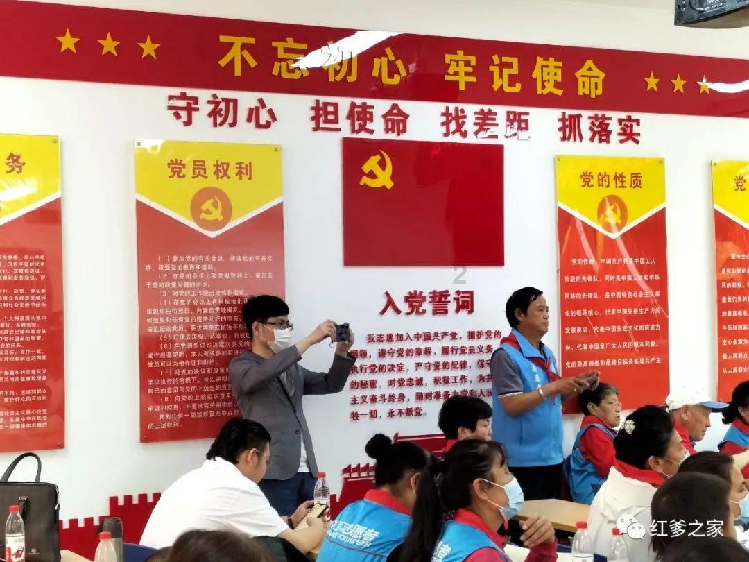 大摩:维持快手-W“增持”评级 目标价70港元