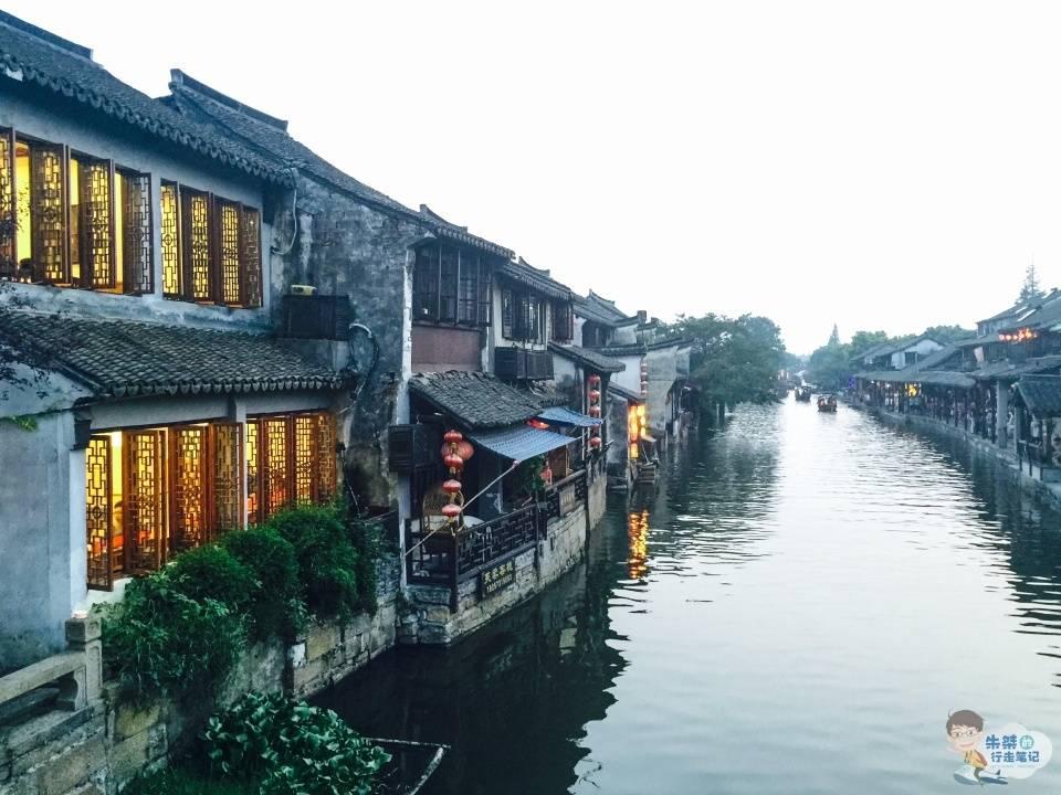 逃离海岛村